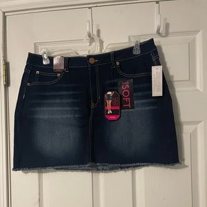 No Boundaries Mid Rise Blue Denim Skirt
